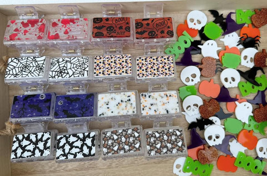 Classic Halloween Themed (16) Small 2" Clip Bar Package